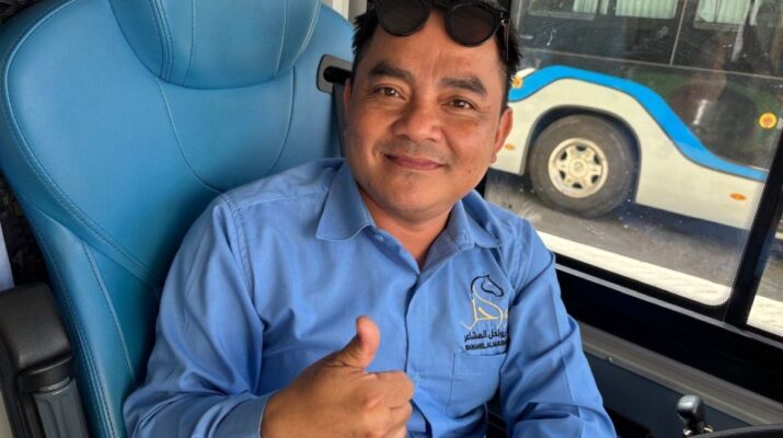 Dari Bengkel ke Tanah Suci, Kisah Kang Surdi Jadi Sopir Bus Shalawat Jamaah Haji